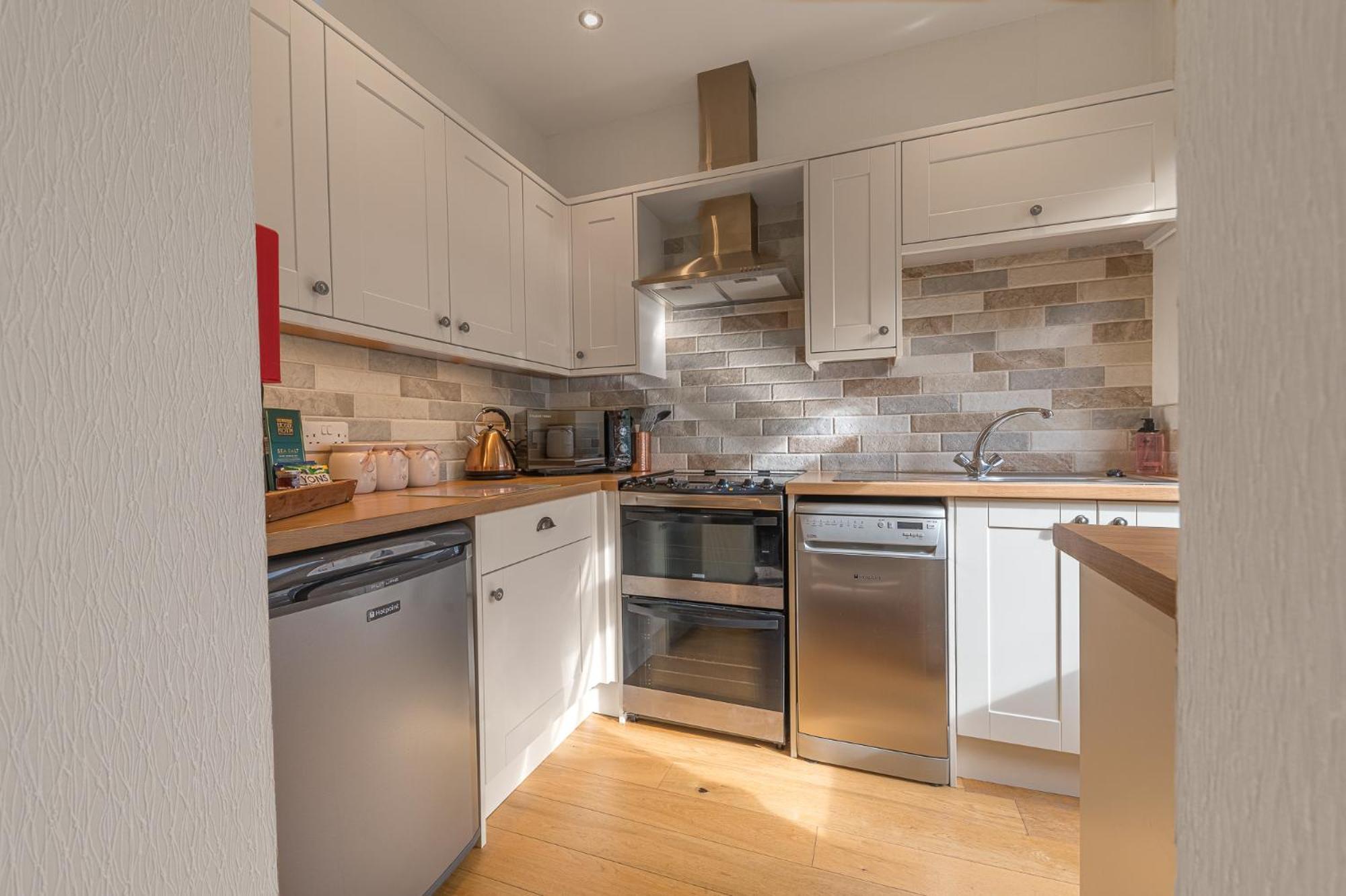 Church View Apartment Конистон Экстерьер фото